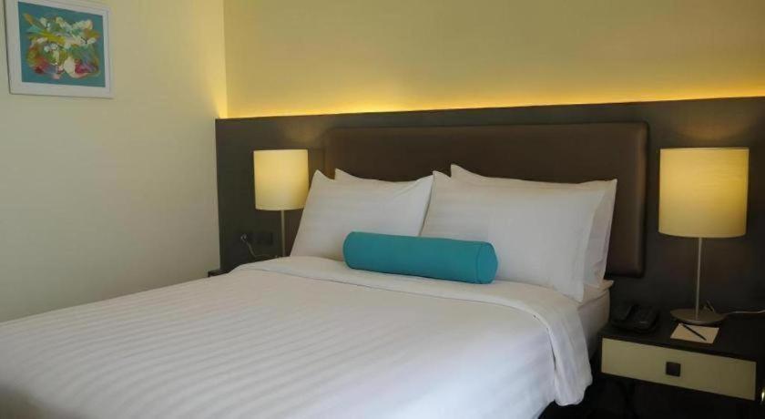 Home Crest Hotel Davao Exterior foto